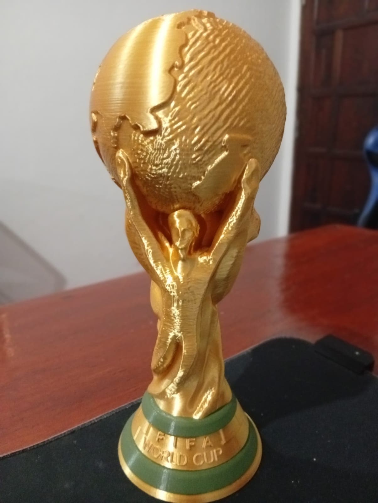 Réplica Copa del Mundo 25cm — Impresión 3D Dorado Metalizado