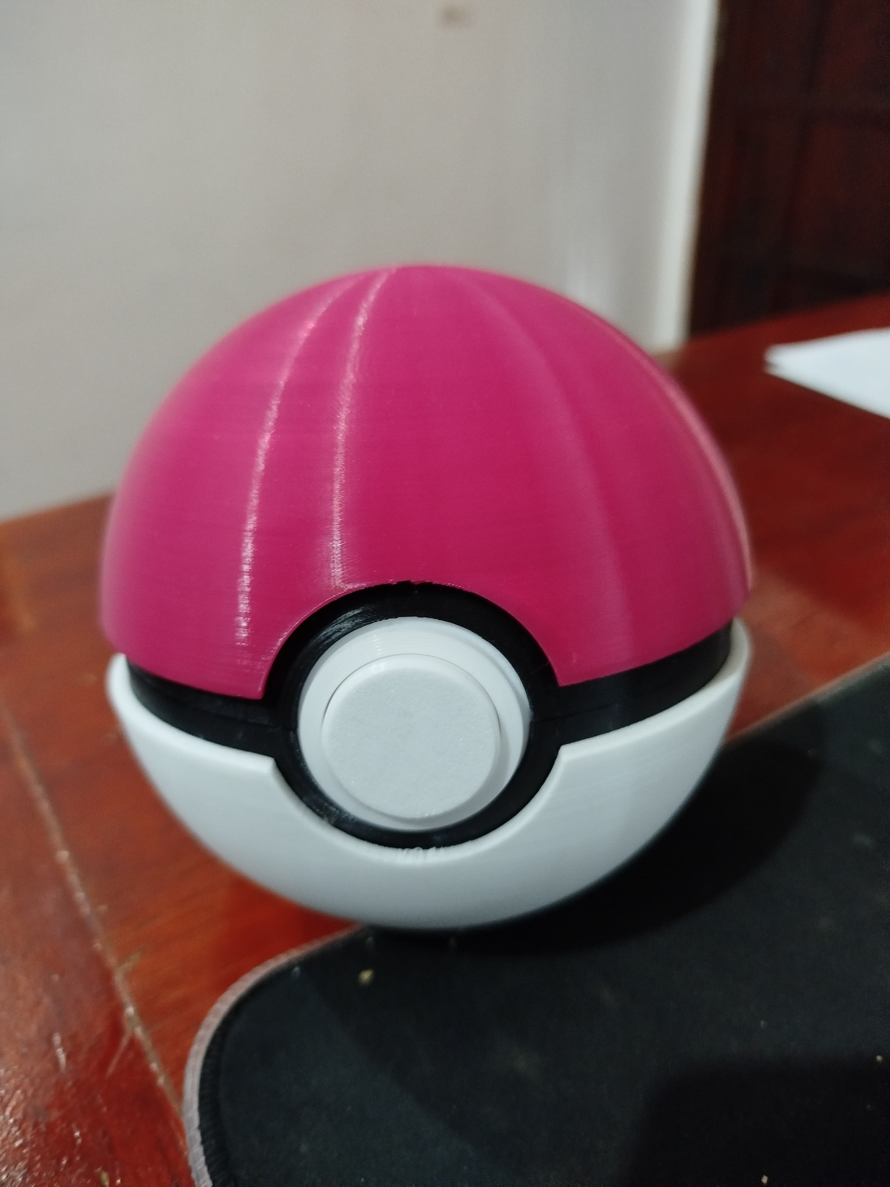Pokébola Articulada — Cofre 3D